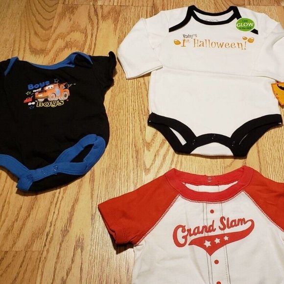 Baby Boys Bodysuits Lot of 4  Size: 0-3 Months  Circo Puma Disney - Picture 2 of 14